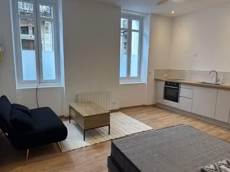 appartement studio bordeaux - 28 m2 - 695 euros ttc