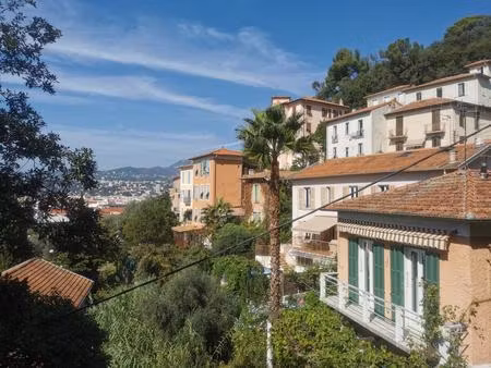 location longue duree studio mt boron