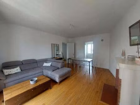 location appartement 4 pièces meublé à vannes (56000) : à louer 4 pièces meublé / 91m² van
