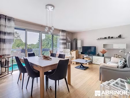 location appartement 4 pièces 94 m² à roubaix (59100)