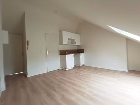studio rénové, 15m2, amiens henriville amiens