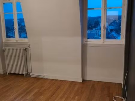 studio 22 m² – dernier étage avec vue – gare d'enghien à 3 min – paris gare du nord en 15 