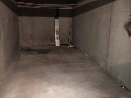 parking fermé dz 15m2