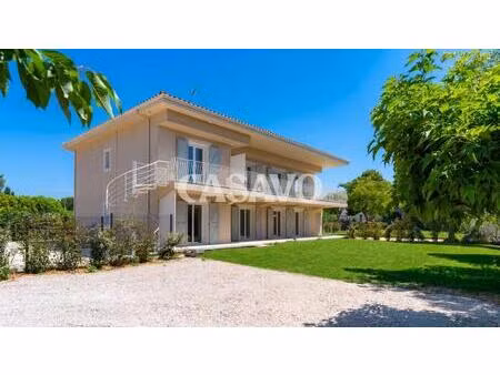 vente appartement 5 pièces de 123m² - 13540 aix-en-provence