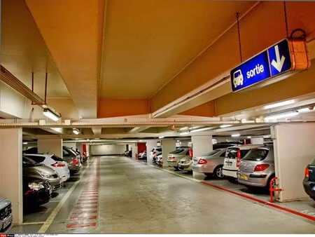 parking en s/sol 5' à pied rer b et c massy - palaiseau