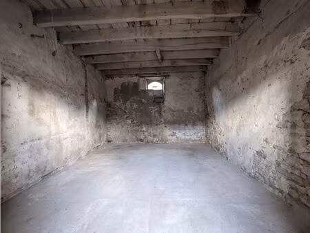 bâtiment à saint georges sur cher 3 pièce(s) 83 m2