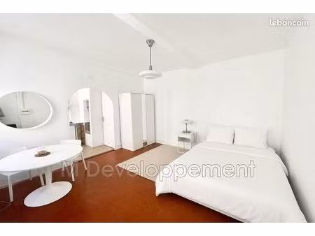studio 1 pièce 23 m²