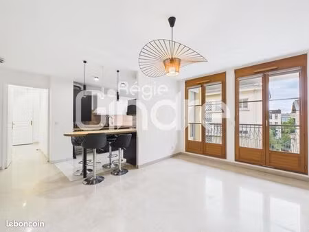 appartement 3 pièces 64 m²