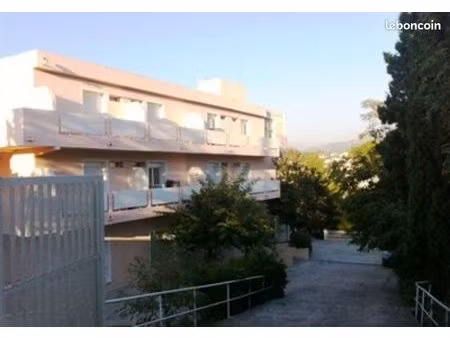 duplex meublé t2 grande terrasse