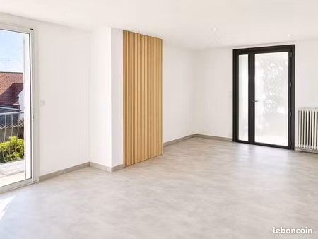 a louer t4 rénové avec terrasse et balcon – saran, quartier bois salé