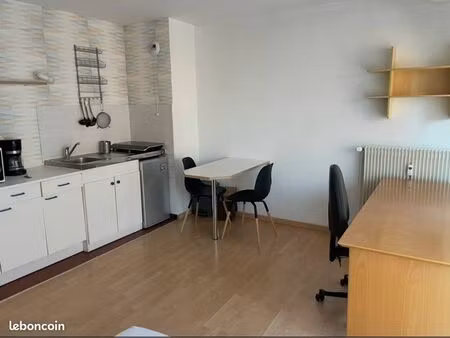 studio meublé / proche catho