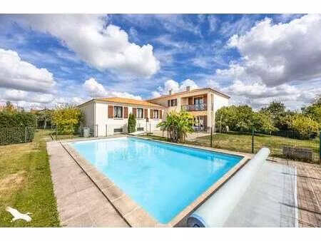 vente maison piscine à la roche-sur-yon centre ville (85000) : à vendre piscine / 275m² la