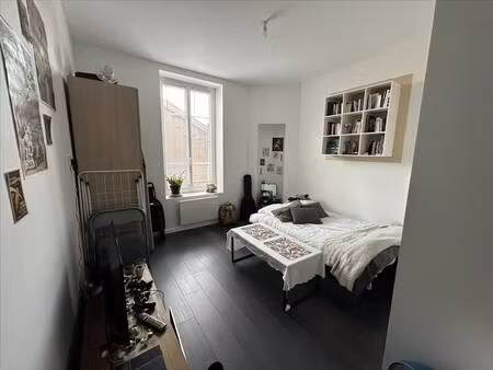 studio meublé de 17.77 m² - secteur gare