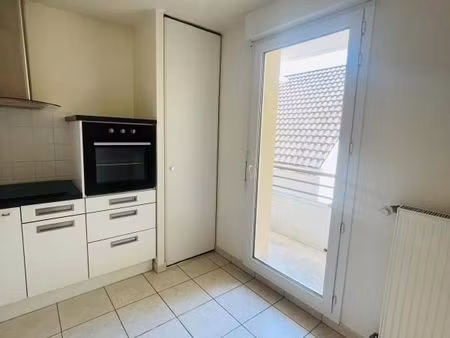 appartement 3 pièces 64 m²
