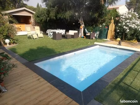 villa vue mer 300 nm mer piscine et jacuzzi