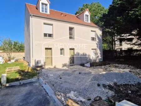 maison de luxe de 198 m2 en location rambouillet, île-de-france