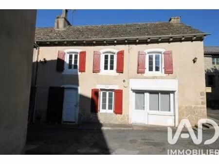 maison à villefranche-de-panat (12430)