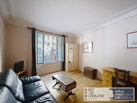 butte montmartre - studio en rdc
