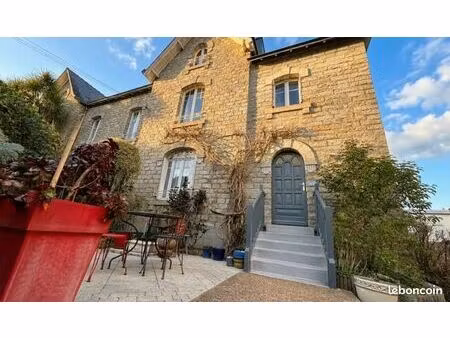 maison 8 pièces 200 m²