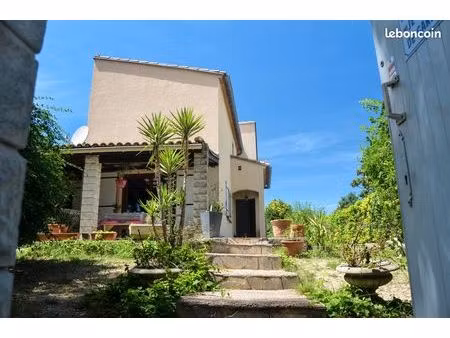 maison 5 pièces 121m²