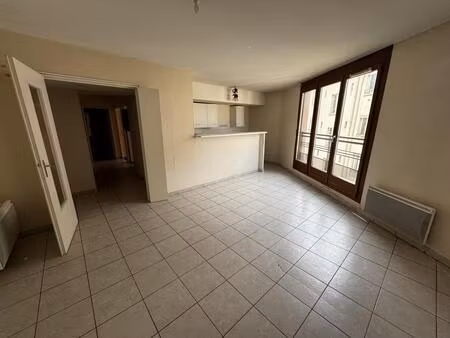 t3 lumineux avec ascenseur et garage- une belle opportunité à personnaliser selon vos envi