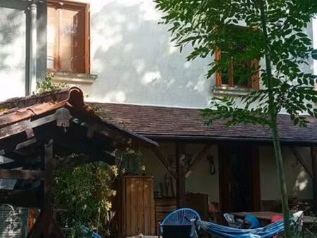 maison 122m2, garage, dépendances sur 3800m2 de terrain
