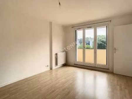 location appartement t1 à quimper (29000) : à louer t1 / 28m² quimper