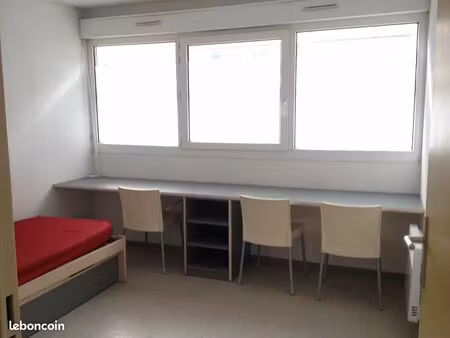 studio 1 pièce 19 m²