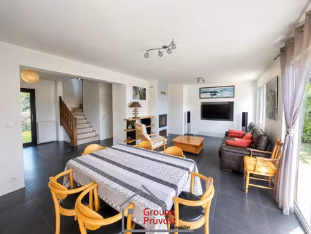 vente maison 7 pièces 152 m² vaugneray (69670)