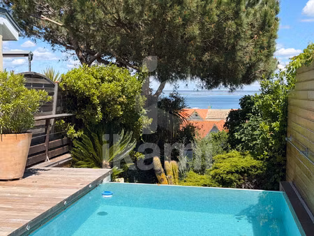 villa d'exception face au bassin d'arcachon accès direct à