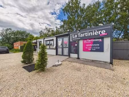 opportunité en or – sandwicherie rentable avec bâtiment