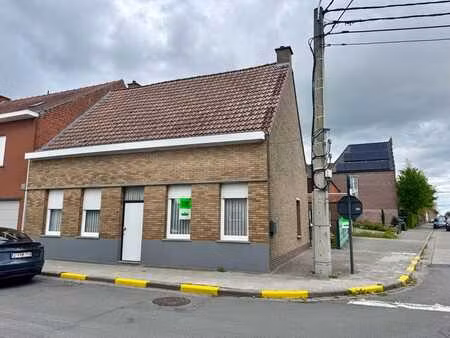 maison à rénovée avec garage et jardin à beveren-leie