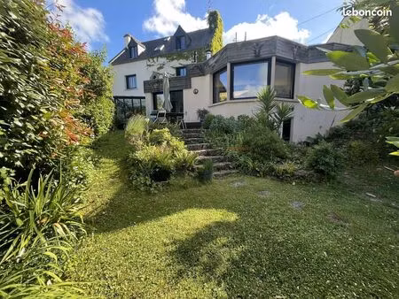 maison 8 pièces 200 m²