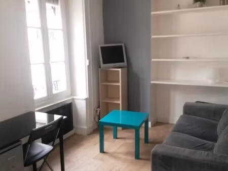 meublé 1 pièce 14 m²