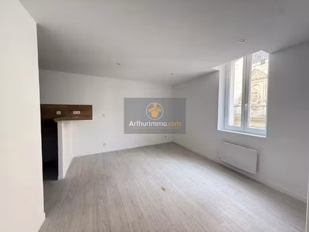 location studio à apt