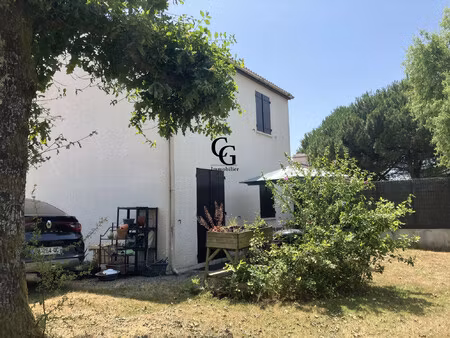 maison avec 3 chambres