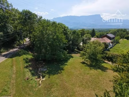 a vendre terrain a batir 832 m2 les molettes 73800