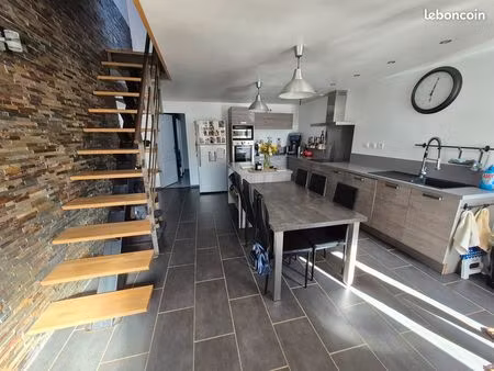 – belle maison familiale de 131 m² avec jardin – auxonne