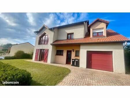 maison 6 pièces 145 m²