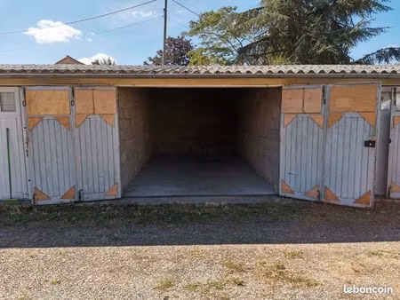 location garage box 16m2