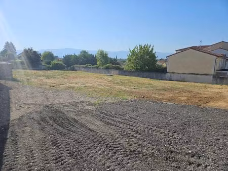 terrain constructible à vendre
