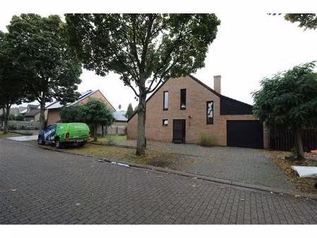huis te huur in maasmechelen met 3 slaapkamers