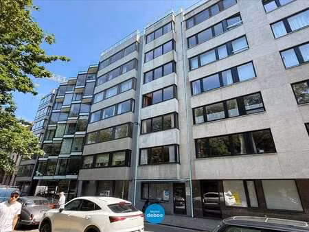 te renoveren appartement met één slaapkamer en slaaphoek ...