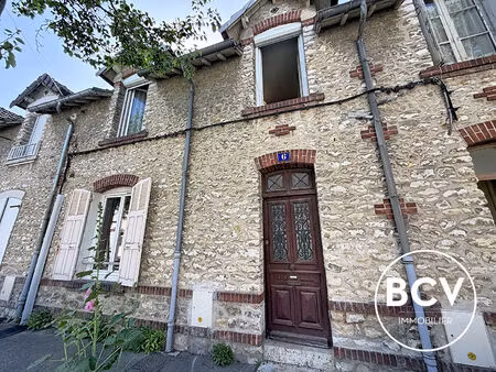 charmante maison en pierre à rénover, quartier de l'épargne, idéal investisseur !