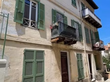 immeuble 7 pièces 291 m²