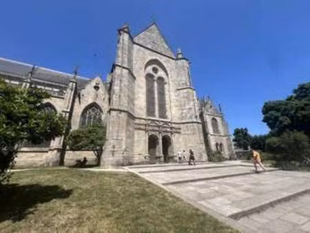 vente bureaux et commerces à dinan (22100) : à vendre / 56m² dinan