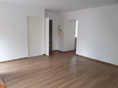 appartement à louer tessy-bocage
