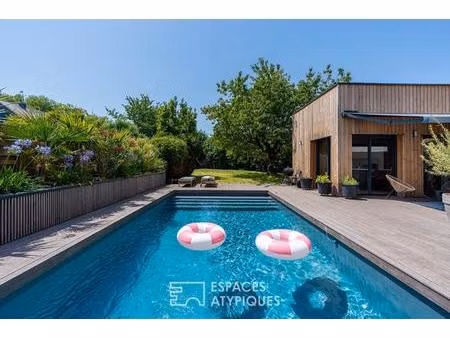 maison néo-bretonne entièrement rénovée, extension d'architecte et piscine chauffée ? carq