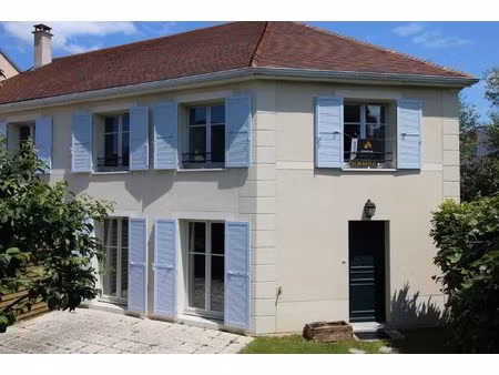 maison à louer fontenay-le-fleury