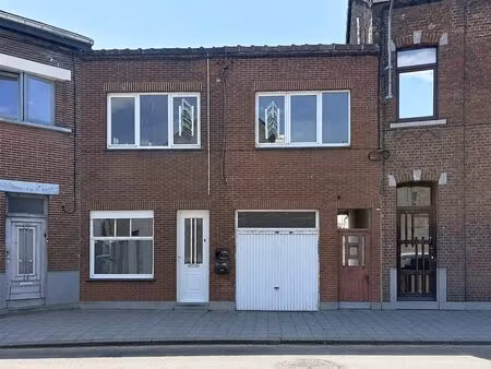 immeuble de rapport à vendre avec garage et terrasse , charleroi (rbw31618)